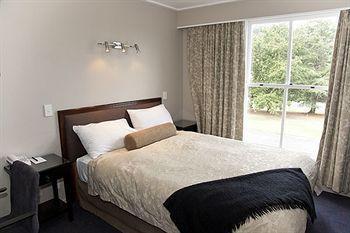 Discovery Settlers Hotel 3*